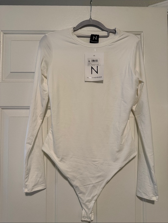naked wardrobe Tops - naked wardrobe White Long Sleeve Crewneck Bodysuit